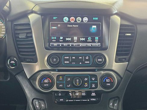 Used 2018 Chevrolet Tahoe LT w/ Luxury Package AWD/4WD image 32