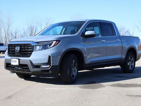 Used 2023 Honda Ridgeline RTL-E image 3