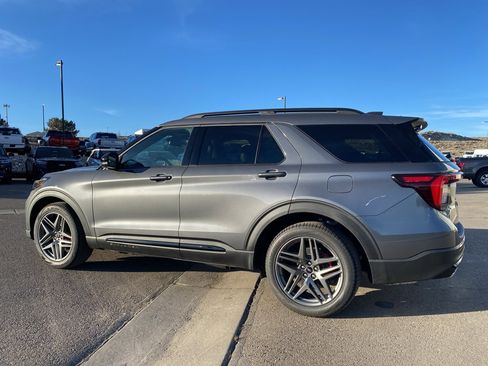 New 2026 Ford Explorer ST image 26