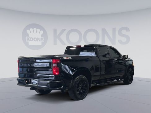 Used 2025 Chevrolet Silverado 1500 Custom w/ Turbomax Blackout Package AWD/4WD image 5