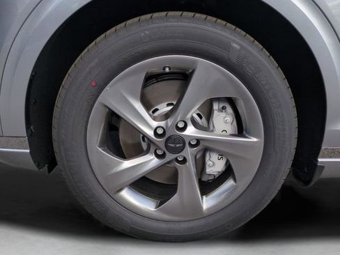 New 2026 Genesis GV70 2.5T Advanced AWD/4WD image 25