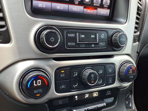 Used 2016 GMC Yukon XL SLT AWD/4WD image 20