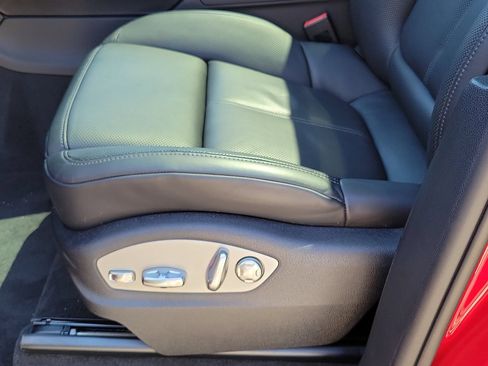 New 2025 Porsche Macan Turbo AWD/4WD image 27