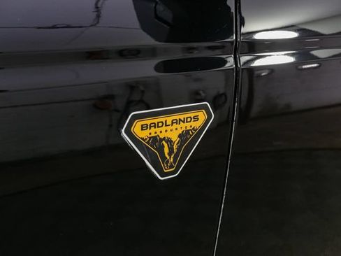 Used 2025 Ford Bronco Badlands w/ Sasquatch Package AWD/4WD image 7