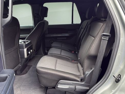 Used 2019 Ford Expedition XLT AWD/4WD image 14