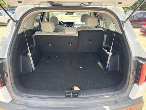 Used 2023 Kia Sorento S w/ Panoramic Sunroof Package AWD/4WD image 14