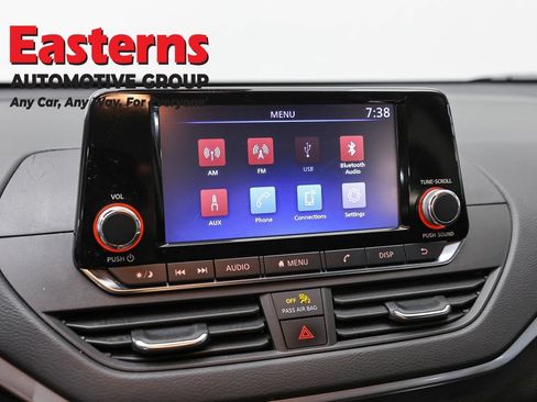 Used 2022 Nissan Altima 2.5 S FWD image 18