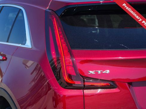 Used 2020 Cadillac XT4 Premium Luxury FWD image 8
