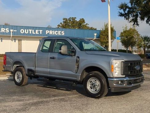 Used 2023 Ford F250 XL w/ XL Chrome Package image 2