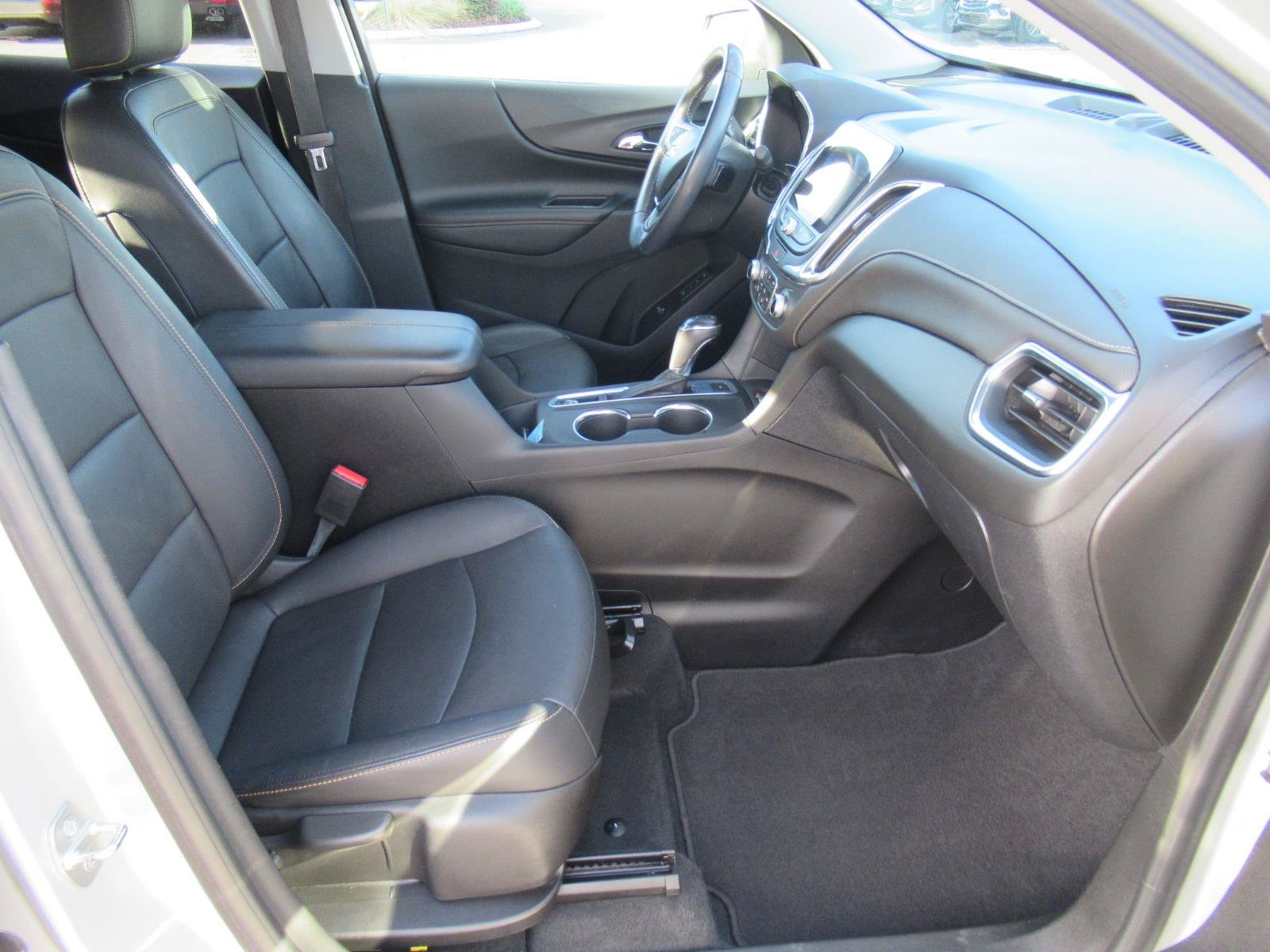 Used 2019 Chevrolet Equinox Premier FWD image 10