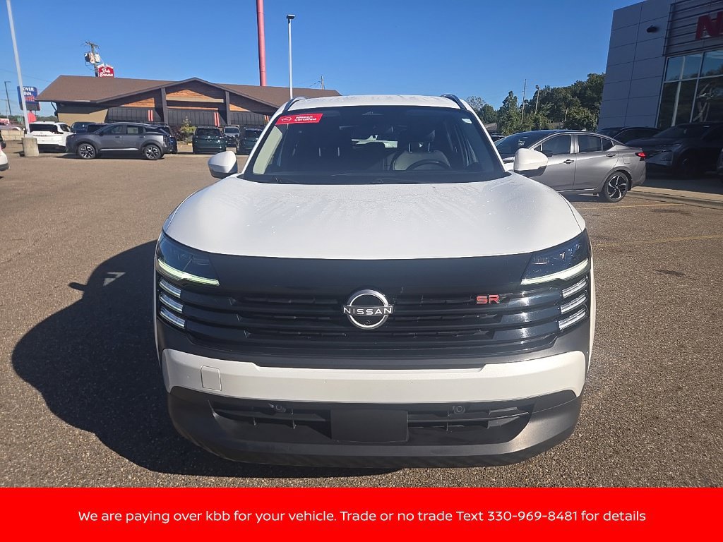 Certified 2025 Nissan Kicks SR AWD/4WD image 2