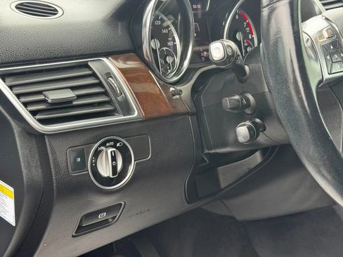 Used 2013 Mercedes-Benz ML 350 4MATIC image 11