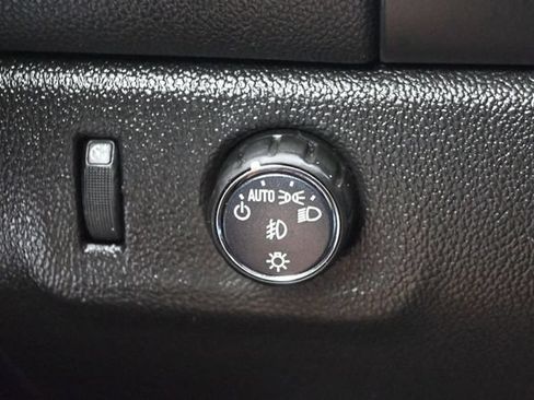 Used 2021 Chevrolet Colorado LT w/ Redline Special Edition RWD image 24