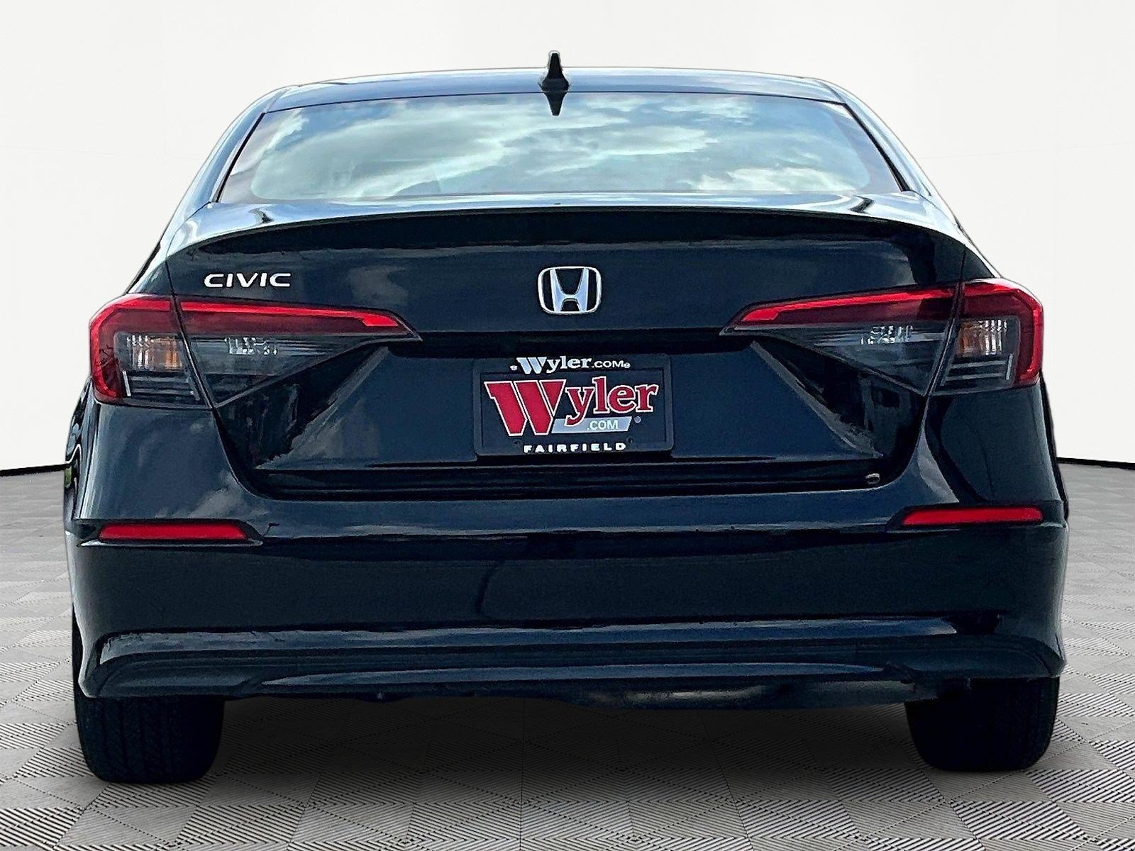 Used 2023 Honda Civic LX image 5