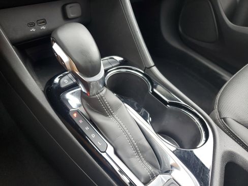 Used 2024 Buick Encore GX Sport Touring image 30