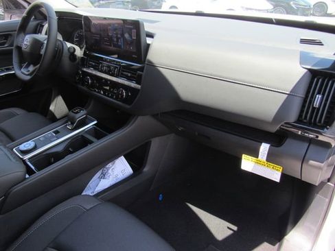 New 2026 Nissan Pathfinder SV AWD/4WD image 12