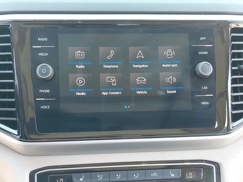 Used 2023 Volkswagen Atlas SE w/ Panoramic Sunroof Package FWD image 25