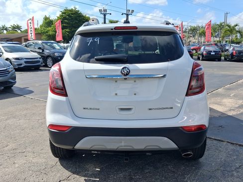 Used 2018 Buick Encore Essence FWD image 6