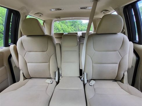 Used 2010 Honda Odyssey EX image 12