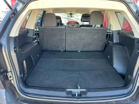 Used 2017 Dodge Journey SE image 24