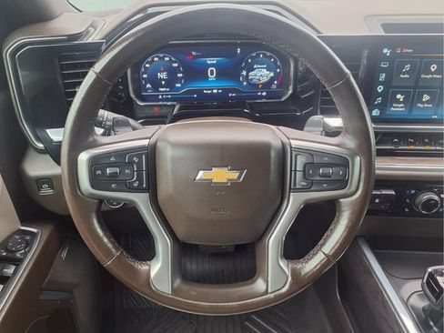 Used 2023 Chevrolet Silverado 1500 LTZ AWD/4WD image 29
