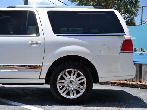 Used 2014 Lincoln Navigator L 2WD image 8