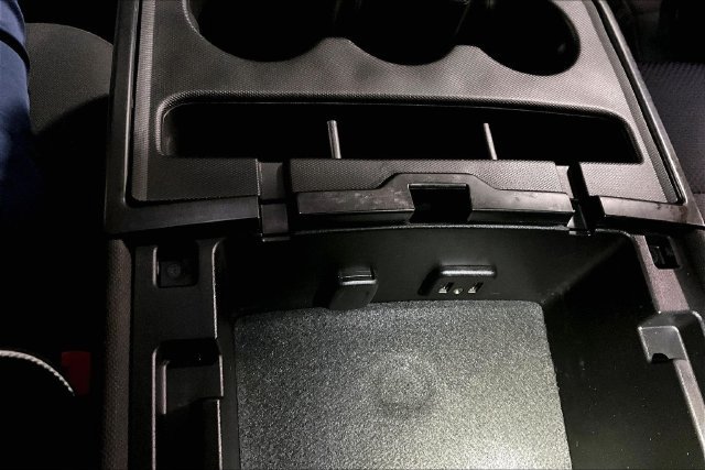 Used 2016 Chevrolet Silverado 2500 LT AWD/4WD image 27