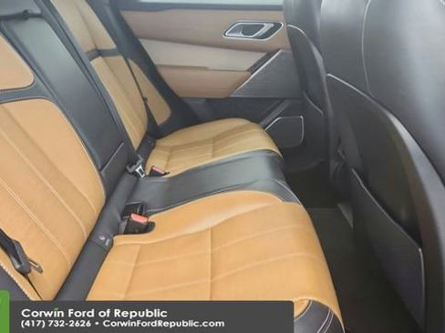 Used 2018 Land Rover Range Rover Velar R-Dynamic SE image 25