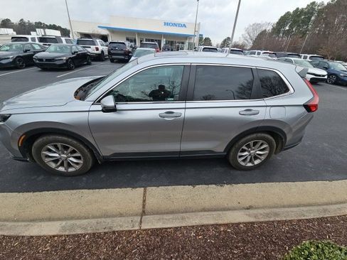 Used 2023 Honda CR-V EX-L image 2