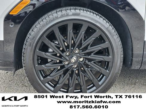 Used 2024 Hyundai Santa Fe Calligraphy FWD image 9