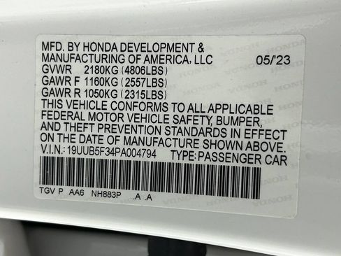 Used 2023 Acura TLX FWD image 40