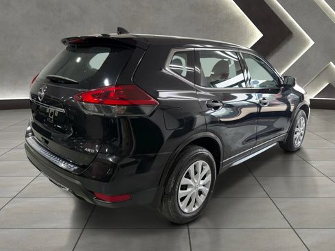 Used 2018 Nissan Rogue S AWD/4WD image 3