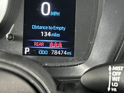 Used 2021 Toyota Corolla LE image 24