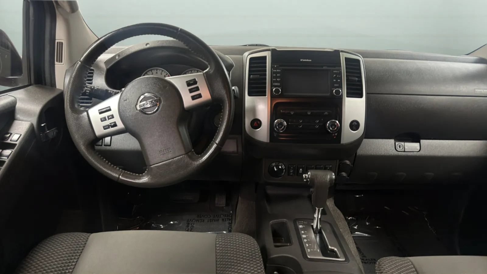 Used 2015 Nissan Xterra PRO-4X w/ Nevada Tow Package AWD/4WD image 10