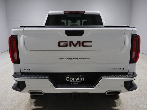 Used 2024 GMC Sierra 1500 AT4 w/ Technology Package AWD/4WD image 3