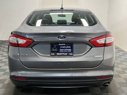 Used 2014 Ford Fusion SE w/ Equipment Group 202A image 21
