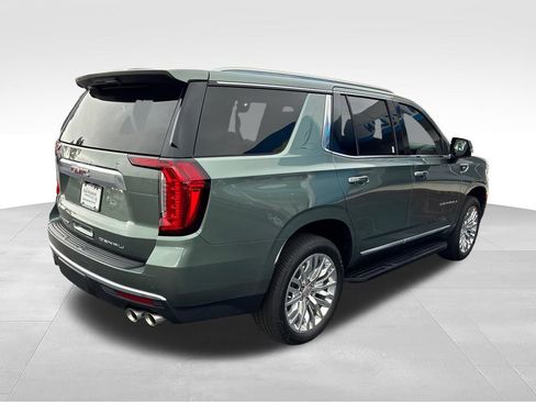 Used 2023 GMC Yukon Denali AWD/4WD image 5