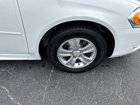 Used 2014 Chevrolet Impala Limited LS FWD image 13