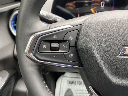 Used 2025 Chevrolet Trax LT w/ Driver Confidence Package FWD image 19