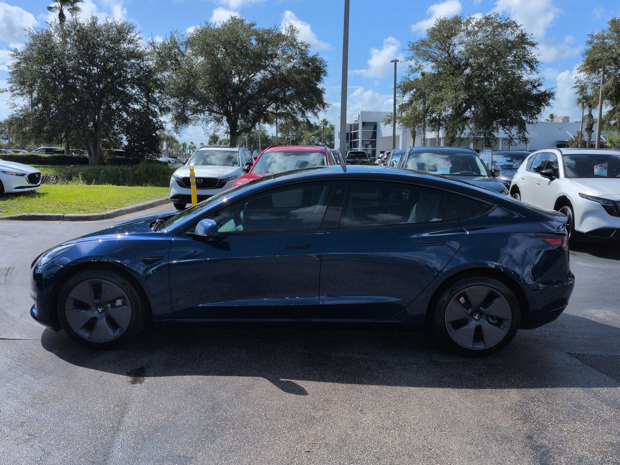 Used 2023 Tesla Model 3 Standard Range RWD image 7
