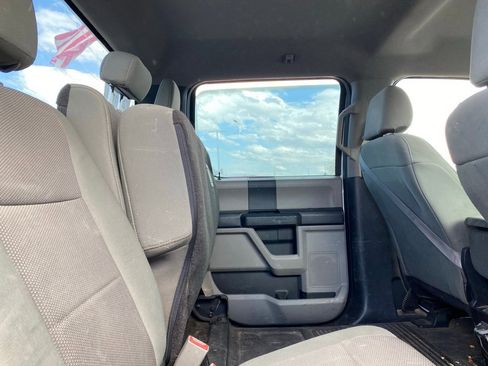 Used 2018 Ford F250 XL w/ Power Equipment Group image 4