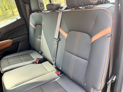 Used 2023 GMC Canyon AT4 image 21