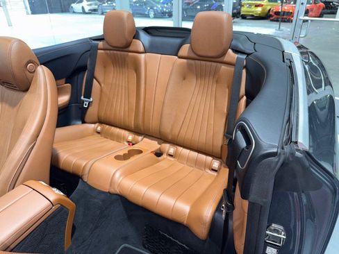 Used 2018 Mercedes-Benz E 400 4MATIC Cabriolet image 11
