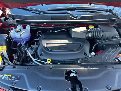 New 2026 Chrysler Pacifica Pinnacle image 10