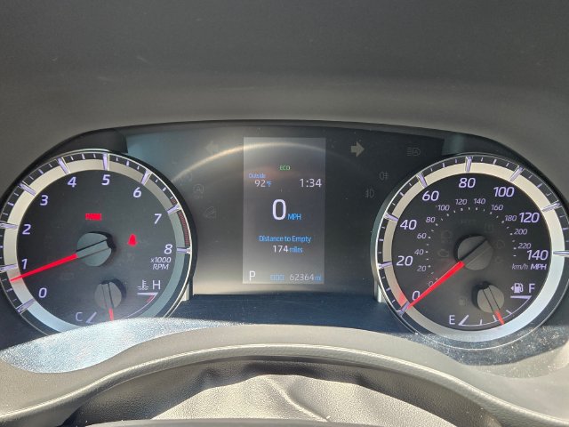 Used 2020 Toyota Highlander LE AWD/4WD image 24