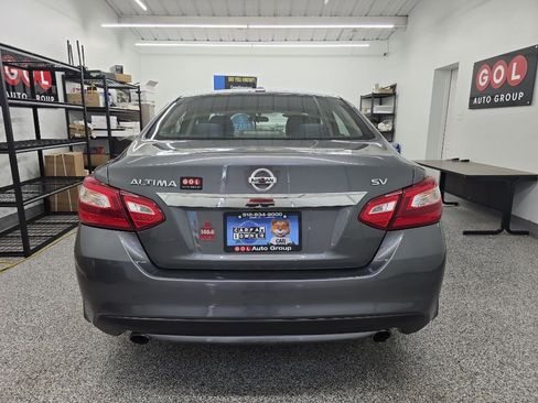 Used 2017 Nissan Altima 2.5 SV image 5