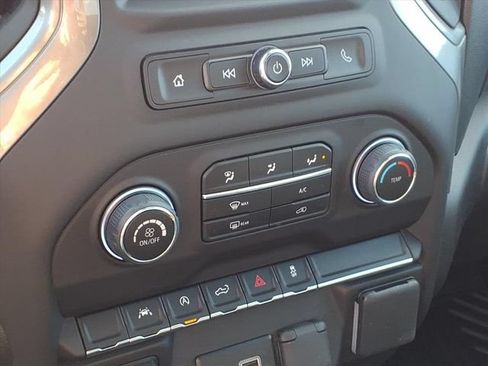 Used 2025 Chevrolet Silverado 1500 Custom w/ LPO, Dark Essentials Package AWD/4WD image 14