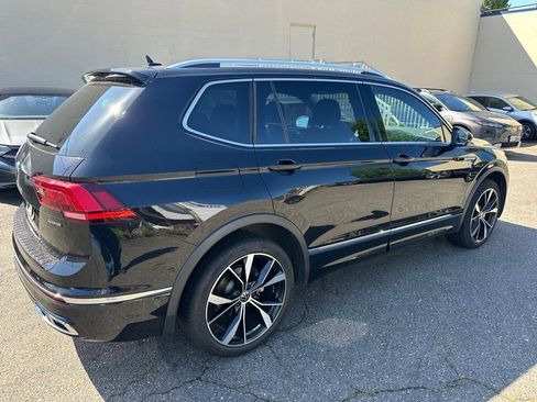Used 2022 Volkswagen Tiguan SEL R-Line AWD/4WD image 6