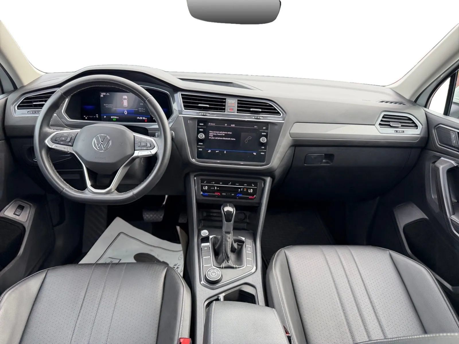 Used 2022 Volkswagen Tiguan SE AWD/4WD image 14
