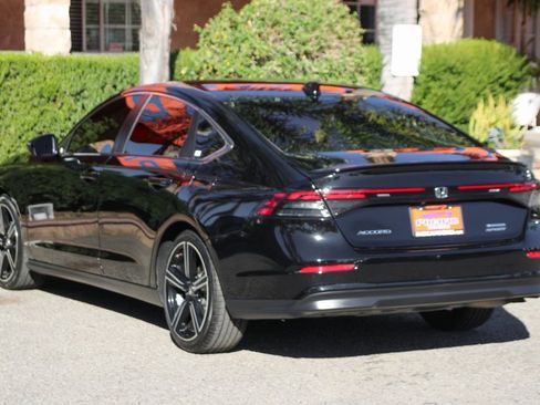 Used 2023 Honda Accord Sport image 7